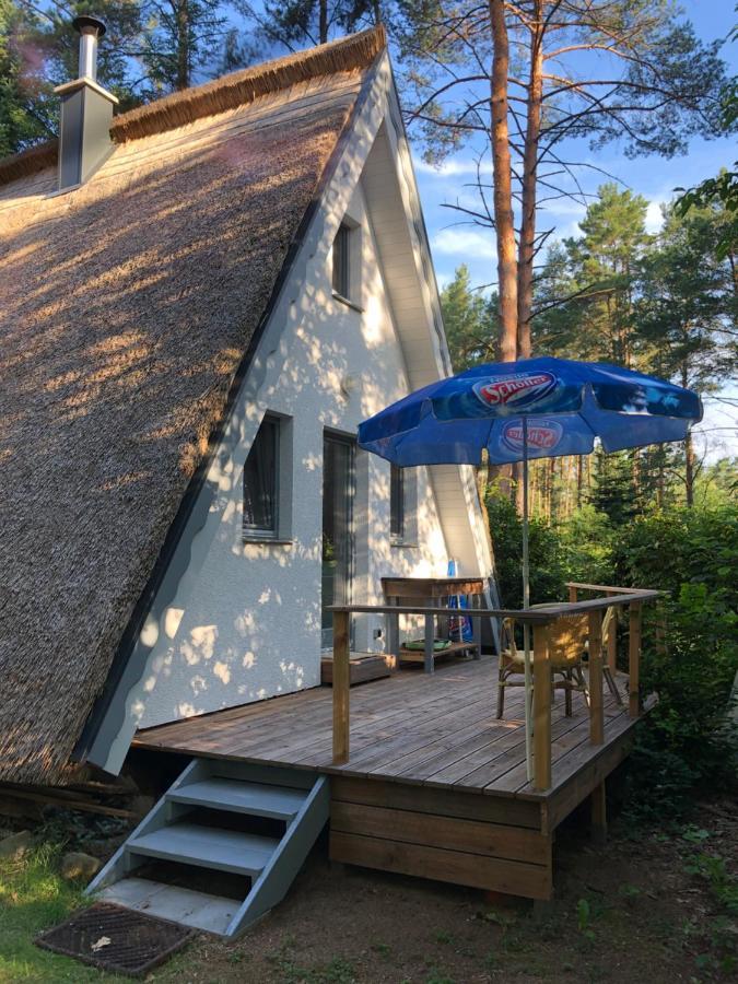 Ferienhaus Reetdach 1300Qm Privatgrundstueck Bootssteg Sauna Templin Luebbesee Uckermark Erholung Pur Seenplatte Petersdorf  Extérieur photo