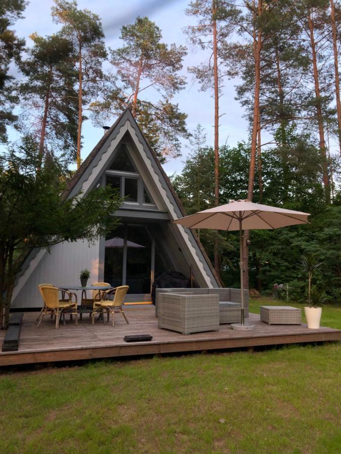 Ferienhaus Reetdach 1300Qm Privatgrundstueck Bootssteg Sauna Templin Luebbesee Uckermark Erholung Pur Seenplatte Petersdorf  Extérieur photo
