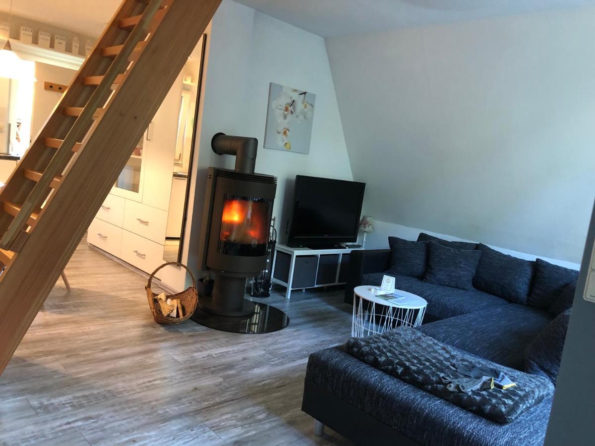 Ferienhaus Reetdach 1300Qm Privatgrundstueck Bootssteg Sauna Templin Luebbesee Uckermark Erholung Pur Seenplatte Petersdorf  Extérieur photo